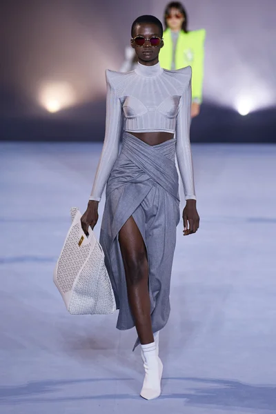 Look 52